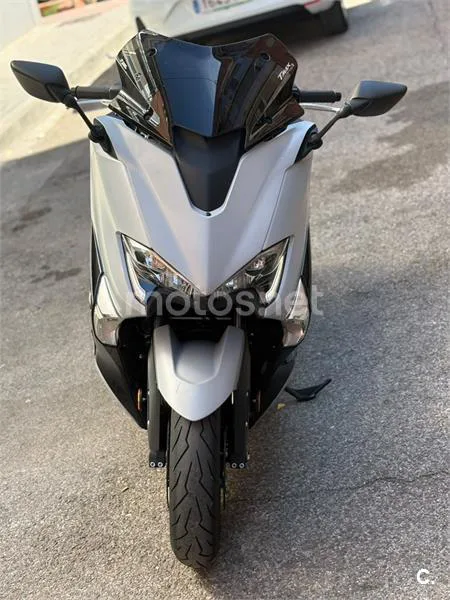 Yamaha TMAX 530 – Vista 7