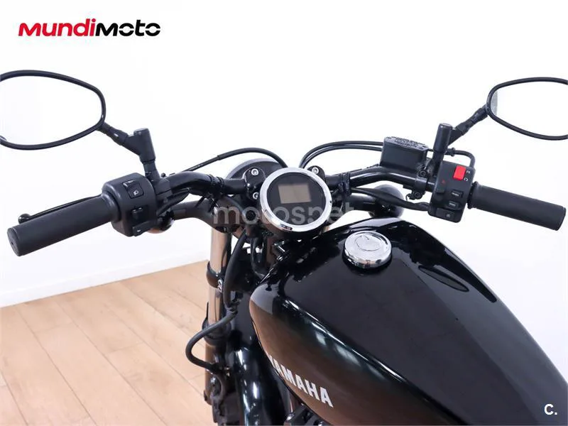 Yamaha XV 950 Racer – Vista 11