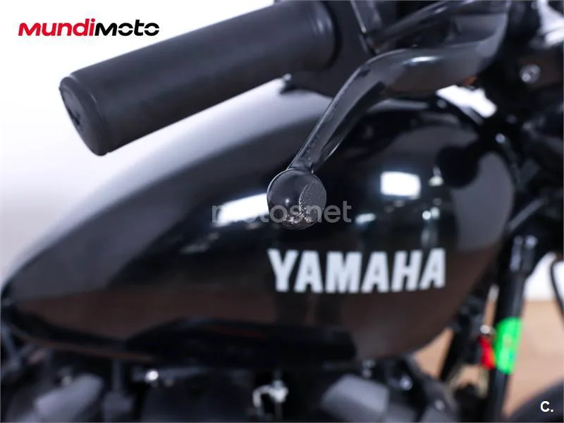 Yamaha XV 950 Racer – Vista 13