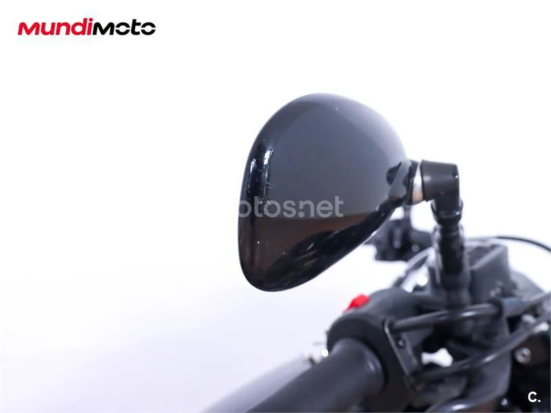 Yamaha XV 950 Racer – Vista 25