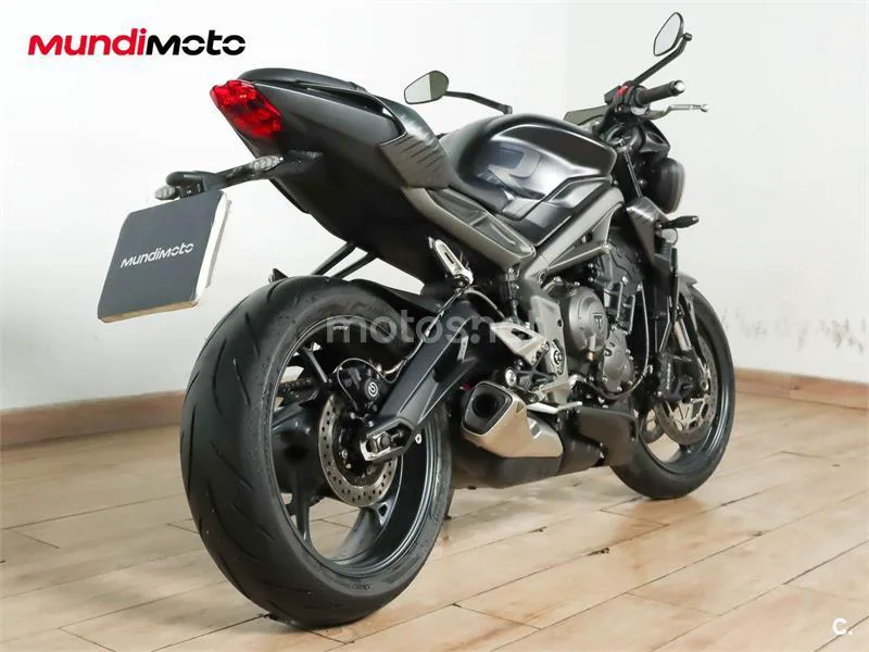 Triumph Street Triple – Vista 3
