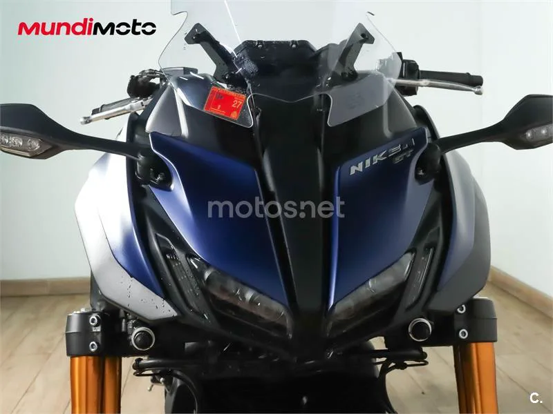 Yamaha Niken – Vista 5