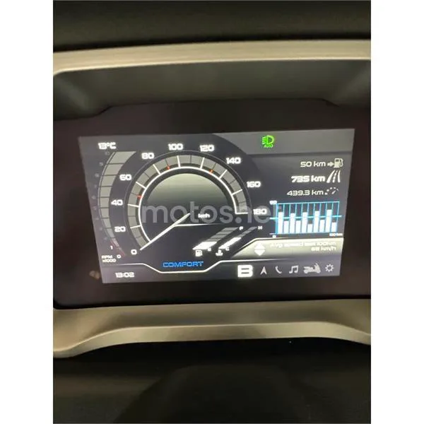 Piaggio MP3 530 Exclusive – Vista 5