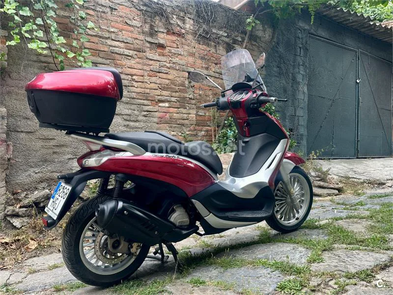 Piaggio Beverly 125 – Vista 11