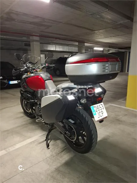Suzuki V-Strom 1000 – Vista 5