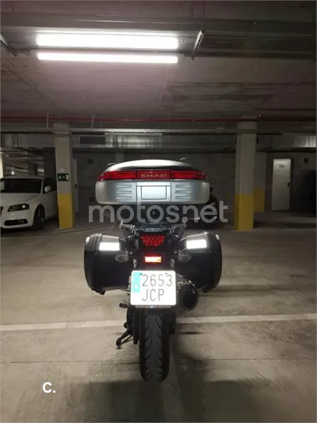 Suzuki V-Strom 1000 – Vista 6