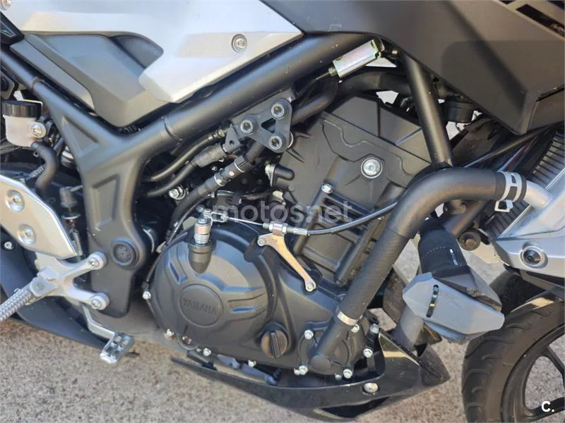 Yamaha MT-03 – Vista 13