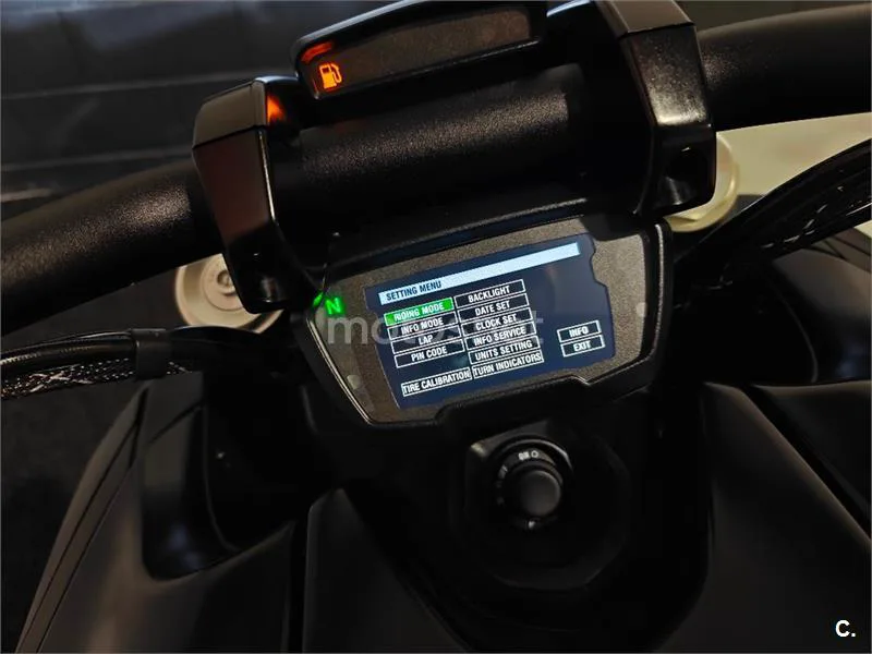 Ducati Diavel – Vista 8