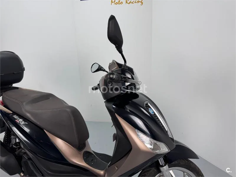 Piaggio Medley – Vista 3
