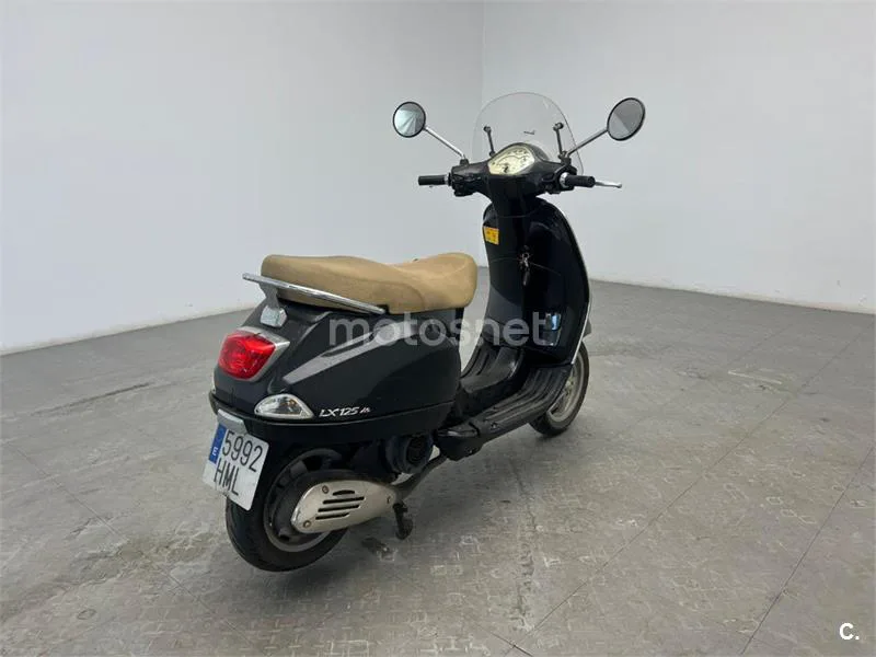 Vespa LX 125 – Vista 8