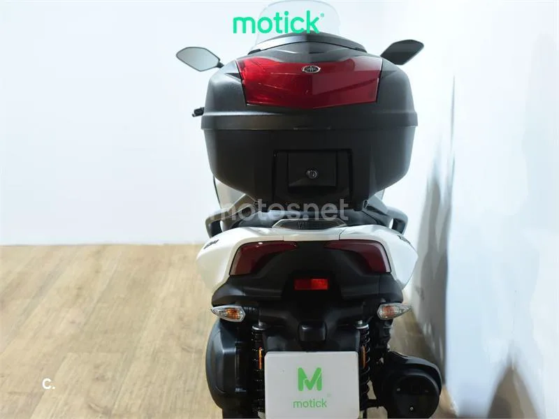 Yamaha Tricity – Vista 6