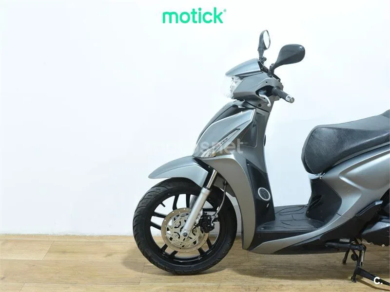 Kymco People S 125 – Vista 8