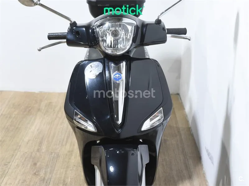 Piaggio Liberty – Vista 11