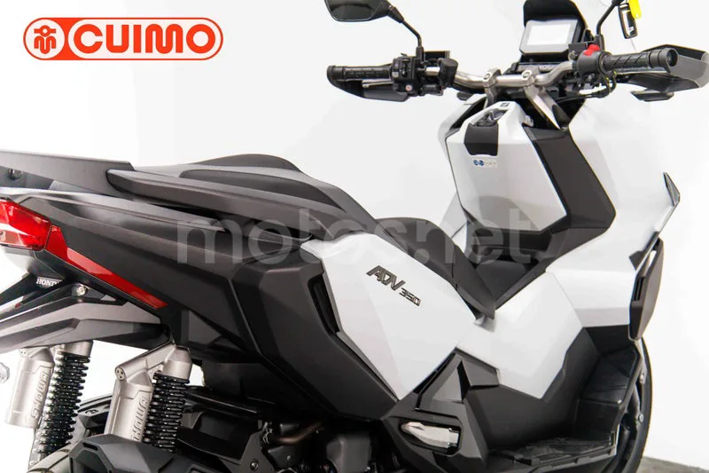 Honda ADV 350 – Vista 15