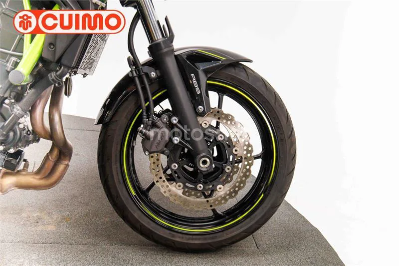 Kawasaki Z650 – Vista 14