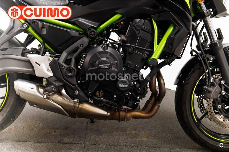 Kawasaki Z650 – Vista 15