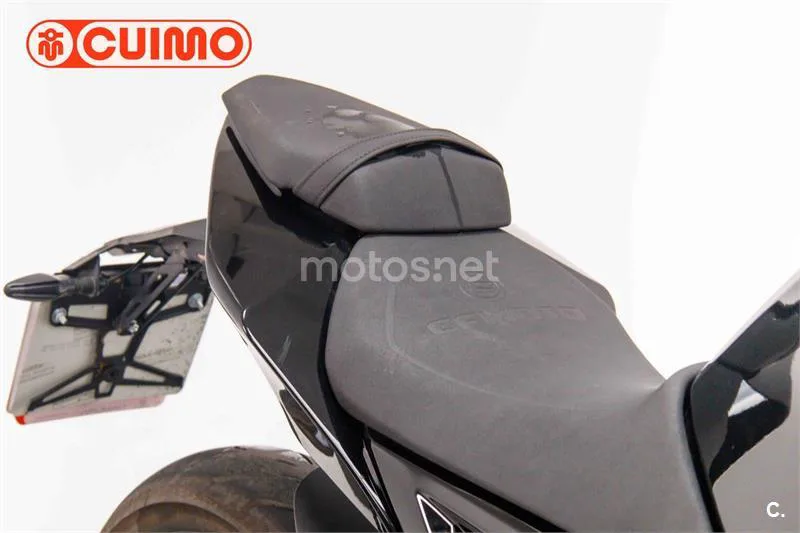 CFMOTO 650NK – Vista 12