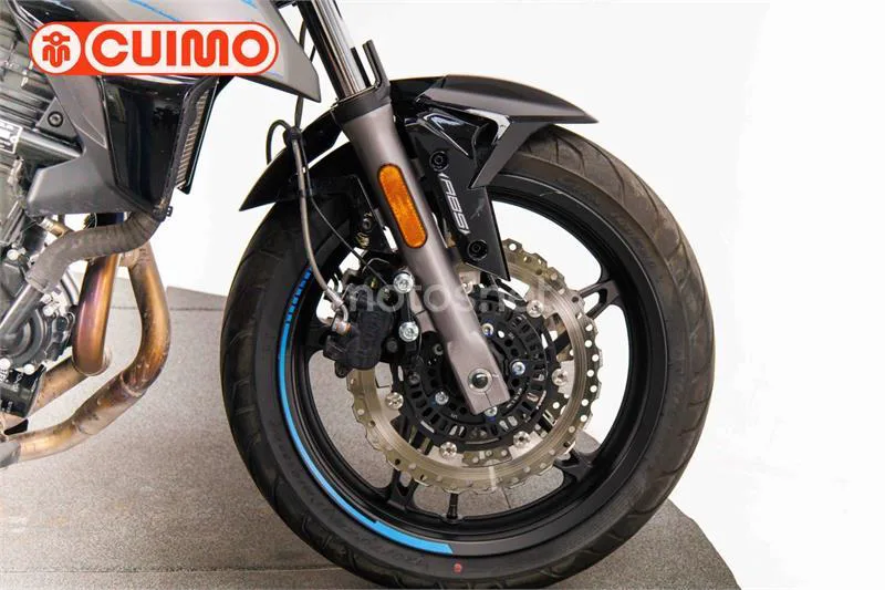 CFMOTO 650NK – Vista 14