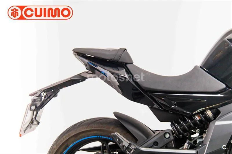 CFMOTO 650NK – Vista 17