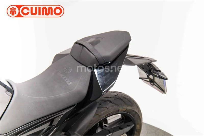 CFMOTO 650NK – Vista 25