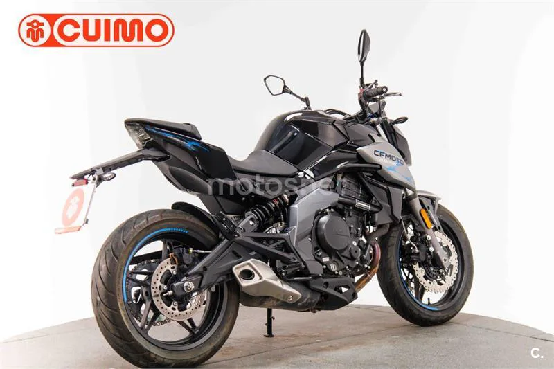 CFMOTO 650NK – Vista 4
