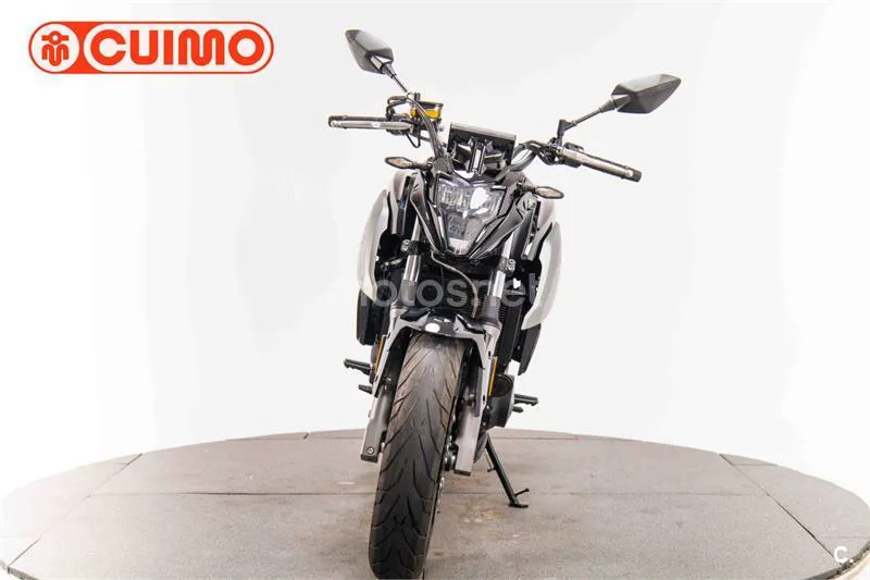 CFMOTO 650NK – Vista 10