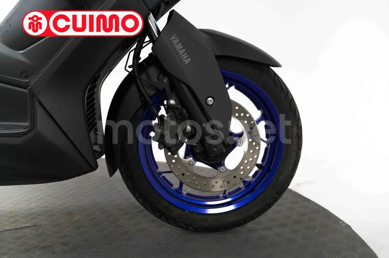 Yamaha XMAX 300 – Vista 13