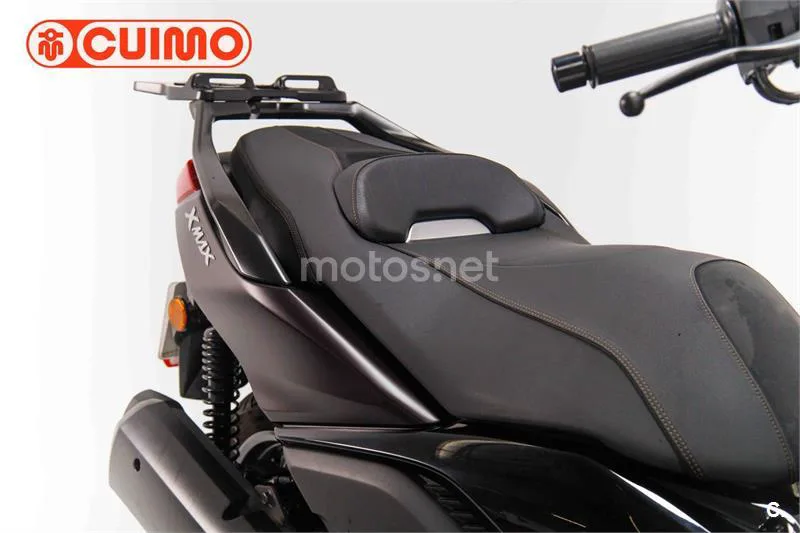 Yamaha XMAX 300 – Vista 12