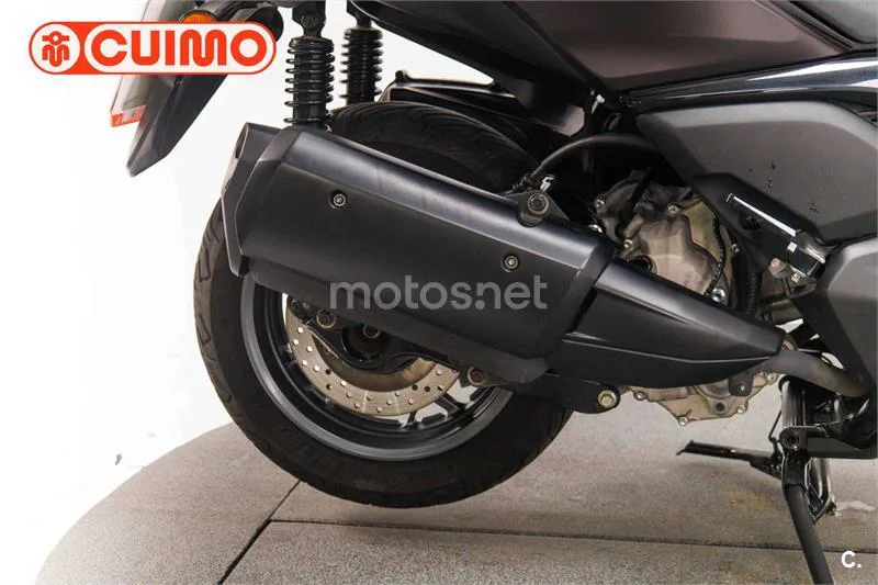 Yamaha XMAX 300 – Vista 14