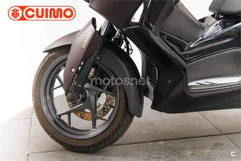 Yamaha XMAX 300 – Vista 19