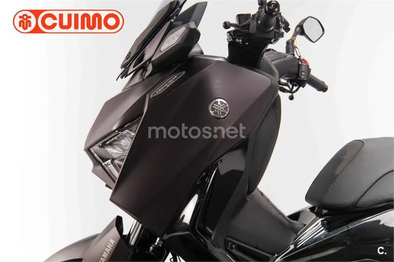 Yamaha XMAX 300 – Vista 20
