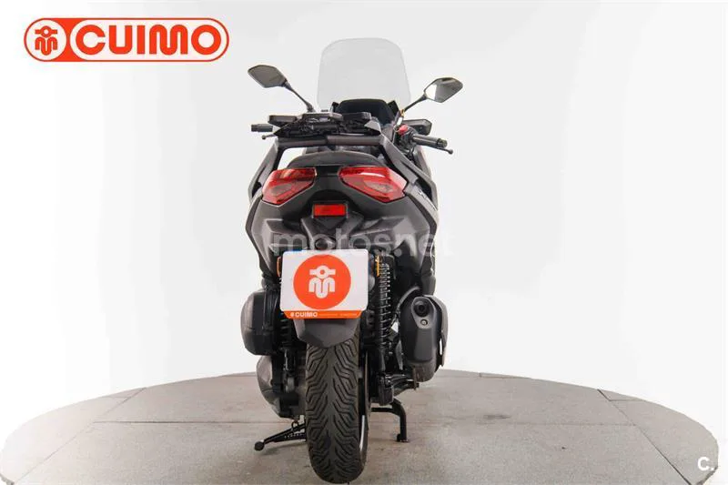 Yamaha XMAX 300 – Vista 5