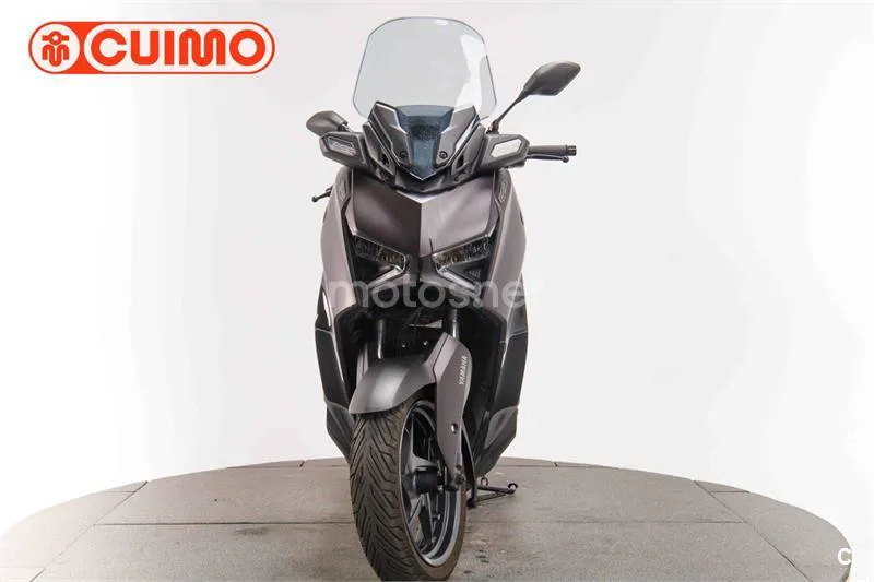 Yamaha XMAX 300 – Vista 10
