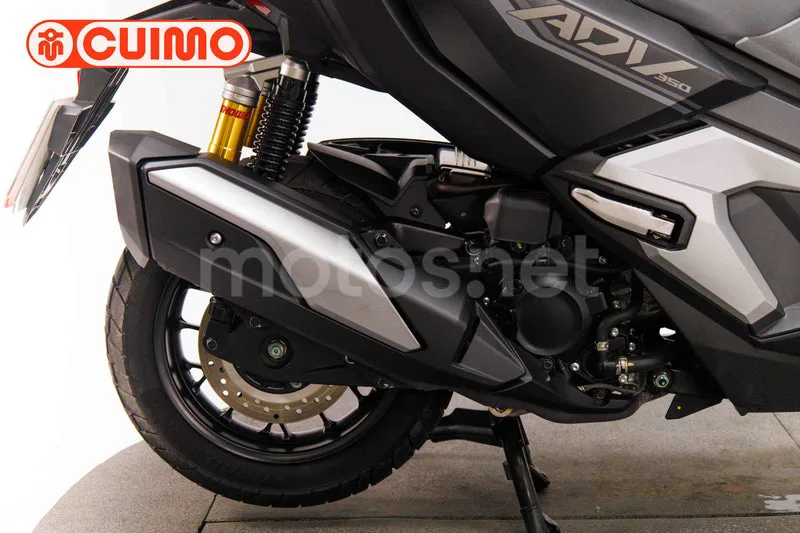 Honda ADV 350 – Vista 14