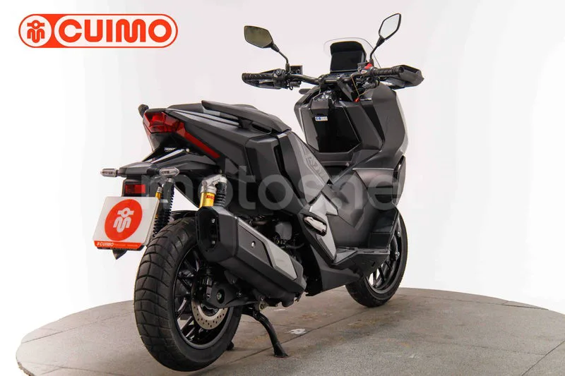 Honda ADV 350 – Vista 4