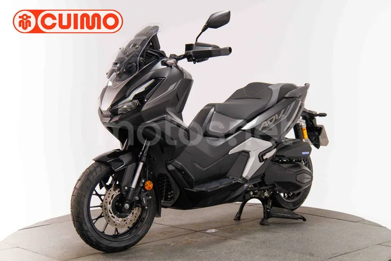 Honda ADV 350 – Vista 9