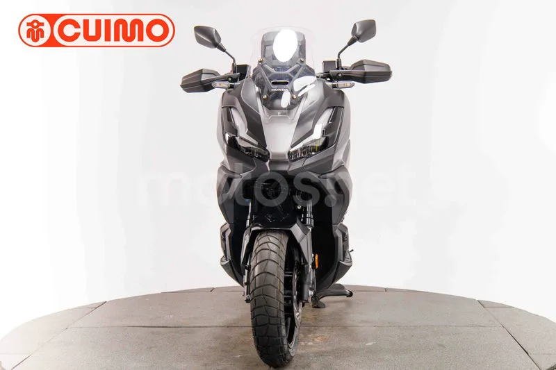 Honda ADV 350 – Vista 10
