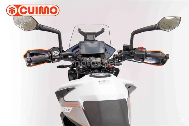 KTM 390 – Vista 19