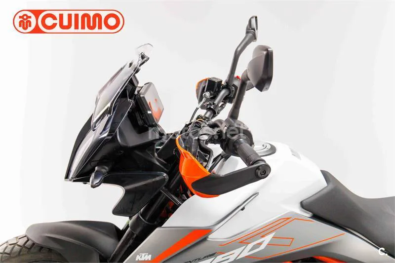 KTM 390 – Vista 21