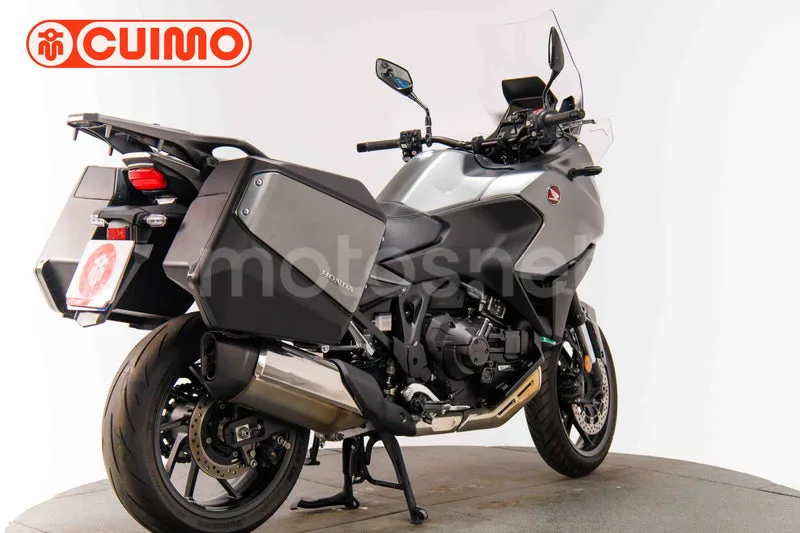 Honda NT1100 – Vista 4