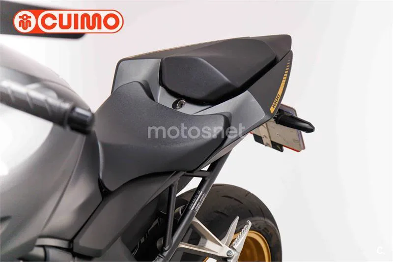 Honda CB 1000 Hornet – Vista 23