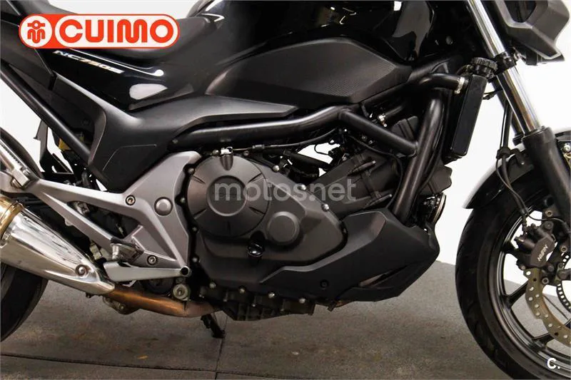 Honda NC 750 – Vista 15
