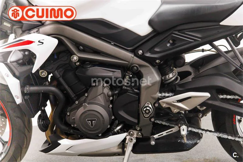 Triumph Street Triple – Vista 19