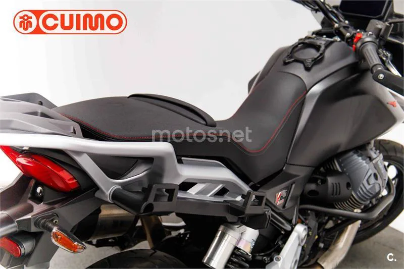 Moto Guzzi V85 TT – Vista 16