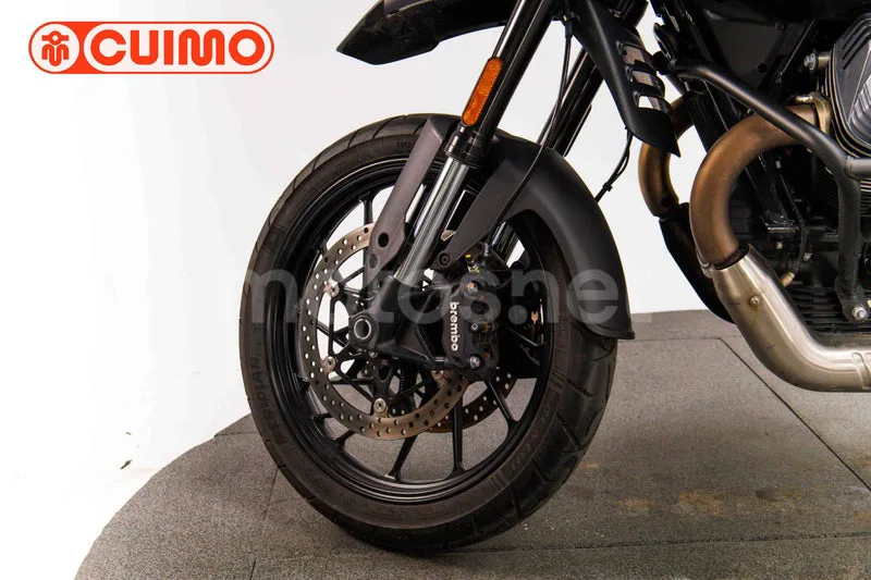 Moto Guzzi V85 TT – Vista 42