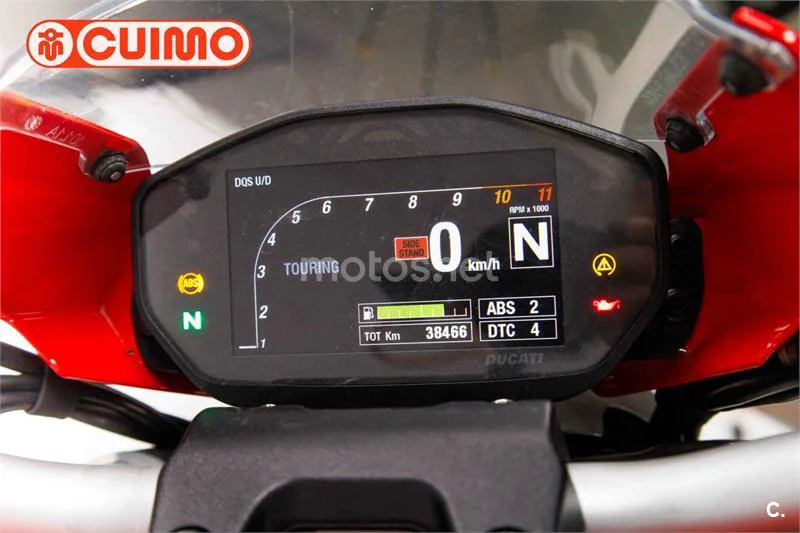 Ducati Monster 821 – Vista 30