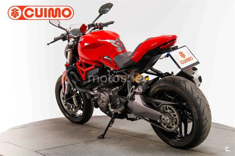 Ducati Monster 821 – Vista 8