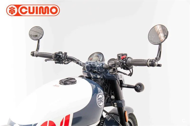 Royal Enfield Shotgun 650 – Vista 14