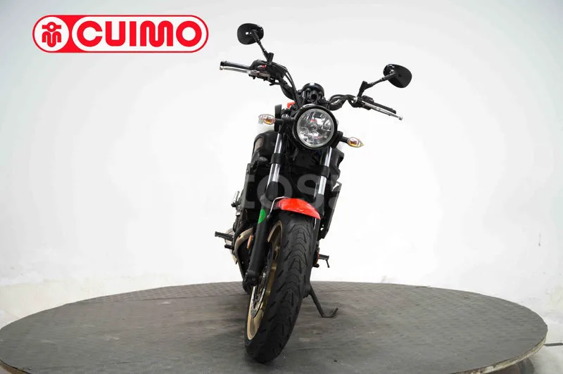 Yamaha XSR 700 – Vista 20