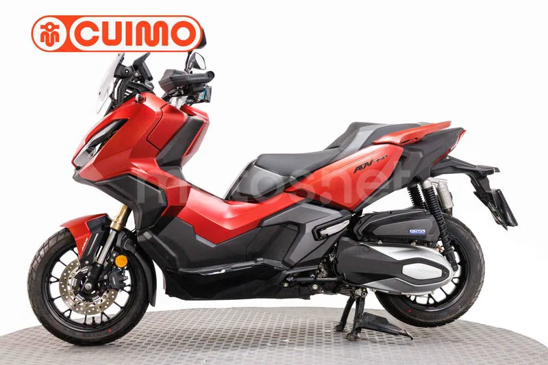 Honda ADV 350 – Vista 15